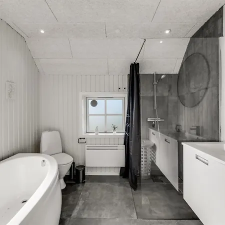 Giesela - 975m From The Sea By Interhome Nyaraló